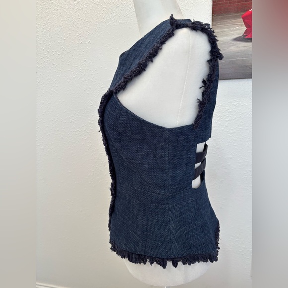 BCBGMaxAzria Munson Top - Picture 5 of 9